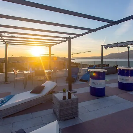 Apartamento Oceanview Deluxe Penthouse With 89m2 Living Space & 90m2 Roof Terrace