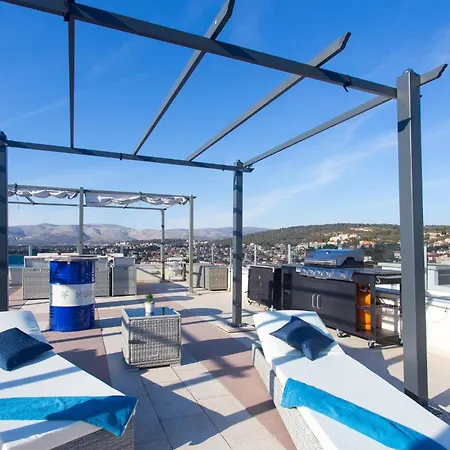 Apartment Oceanview Deluxe Penthouse With 89m2 Living Space & 90m2 Roof Terrace Trogir