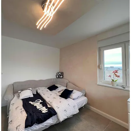 Apartamento Oceanview Deluxe Penthouse With 89m2 Living Space & 90m2 Roof Terrace Trogir