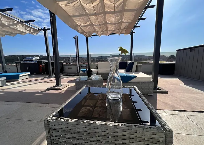 Apartmán Oceanview Deluxe Penthouse With 89m2 Living Space 90m2 Roof Terrace