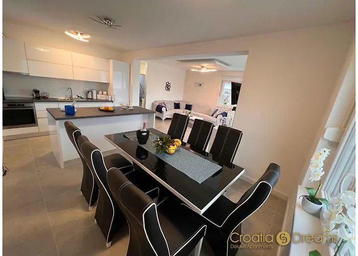 Apartmán Oceanview Deluxe Penthouse With 89m2 Living Space 90m2 Roof Terrace
