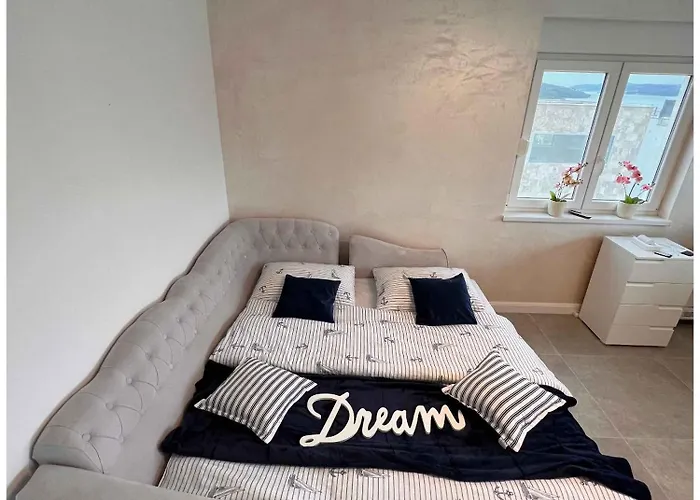 Apartmán Oceanview Deluxe Penthouse With 89m2 Living Space 90m2 Roof Terrace