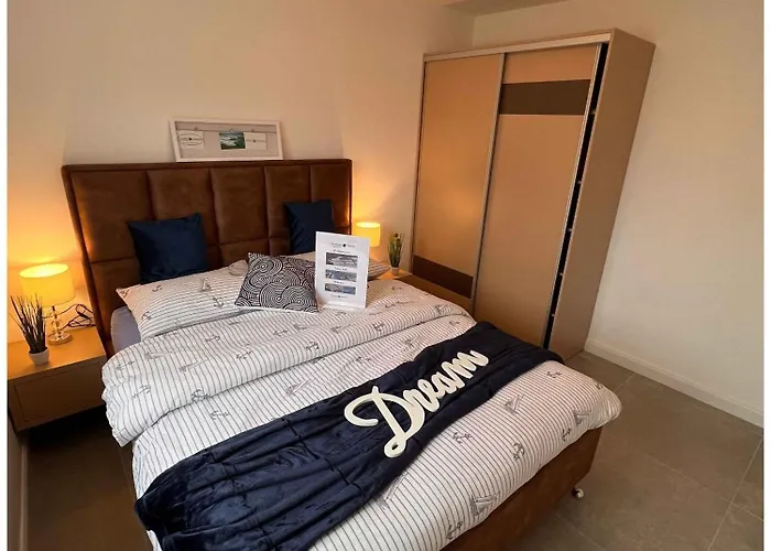 Oceanview Deluxe Penthouse With 89m2 Living Space 90m2 Roof Terrace Apartmán Trogir